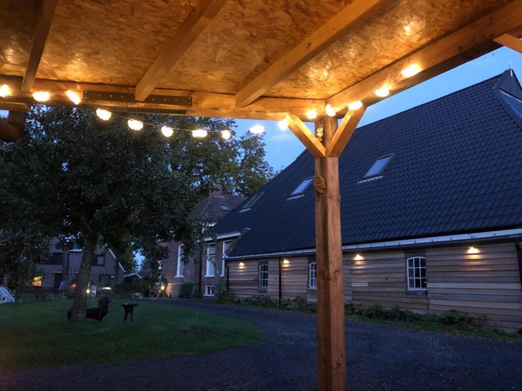 Onder De Boom Bed and Breakfast Gerkesklooster Exteriör bild